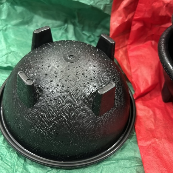 Four black salsa bowls - Picture 2 of 5